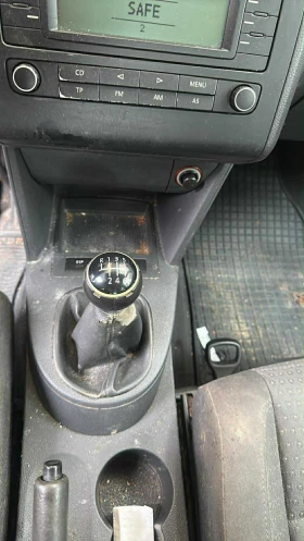 VW Touran 2.0 TDI, снимка 14