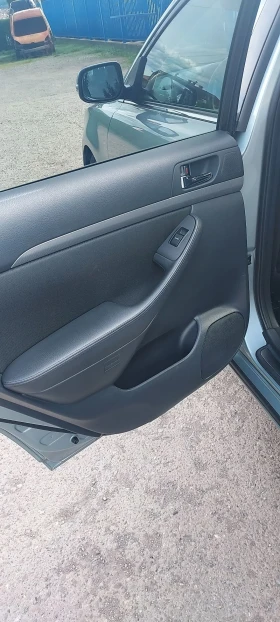 Toyota Avensis, снимка 10