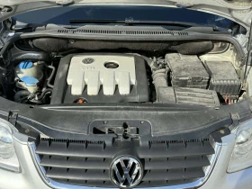VW Touran 2.0 TDi 6+ 1 места Highline, снимка 12