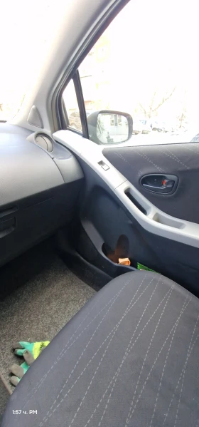 Toyota Yaris, снимка 6