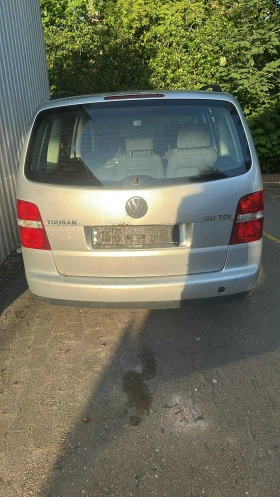 VW Touran 2.0 TDI - 1400 € / 2738.16 лв. - 46164302 7