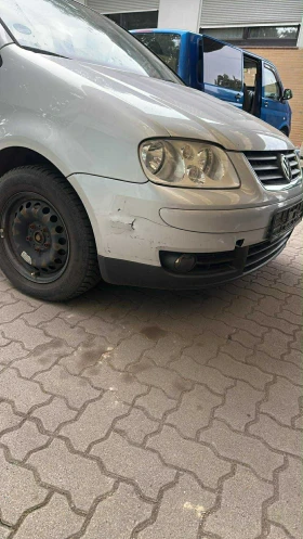 VW Touran 2.0 TDI - 1400 € / 2738.16 лв. - 46164302 6