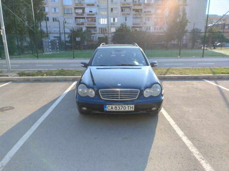 Mercedes-Benz C 220 CDI, снимка 1 - Автомобили и джипове - 46238934
