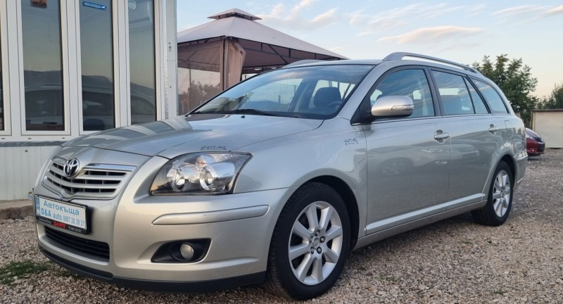 Toyota Avensis 2.4i Швейцария Facelift , снимка 3 - Автомобили и джипове - 46741673