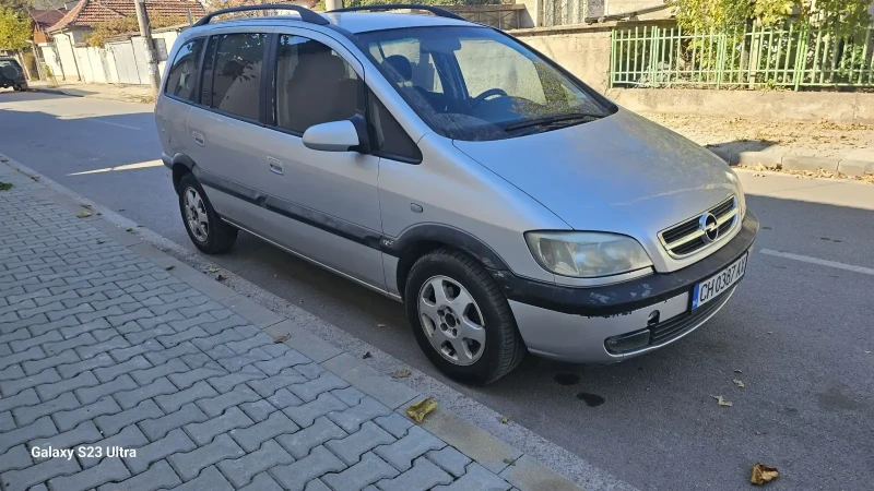 Opel Zafira, снимка 2 - Автомобили и джипове - 47890575