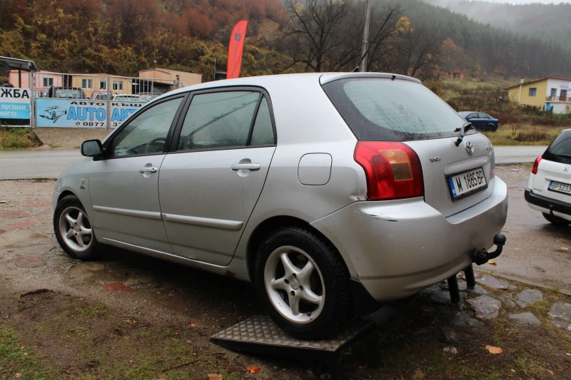 Toyota Corolla 2.0D4D 90 КС, снимка 7 - Автомобили и джипове - 47978474