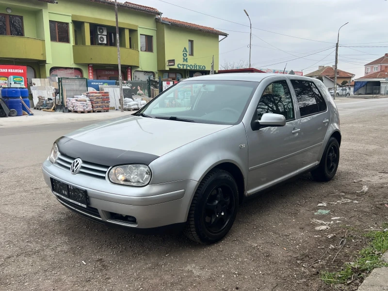 VW Golf, снимка 1 - Автомобили и джипове - 49024217