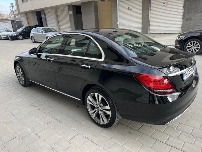 Mercedes-Benz C 300 4 MATIC, 9G-TRONIC, снимка 9 - Автомобили и джипове - 49143280