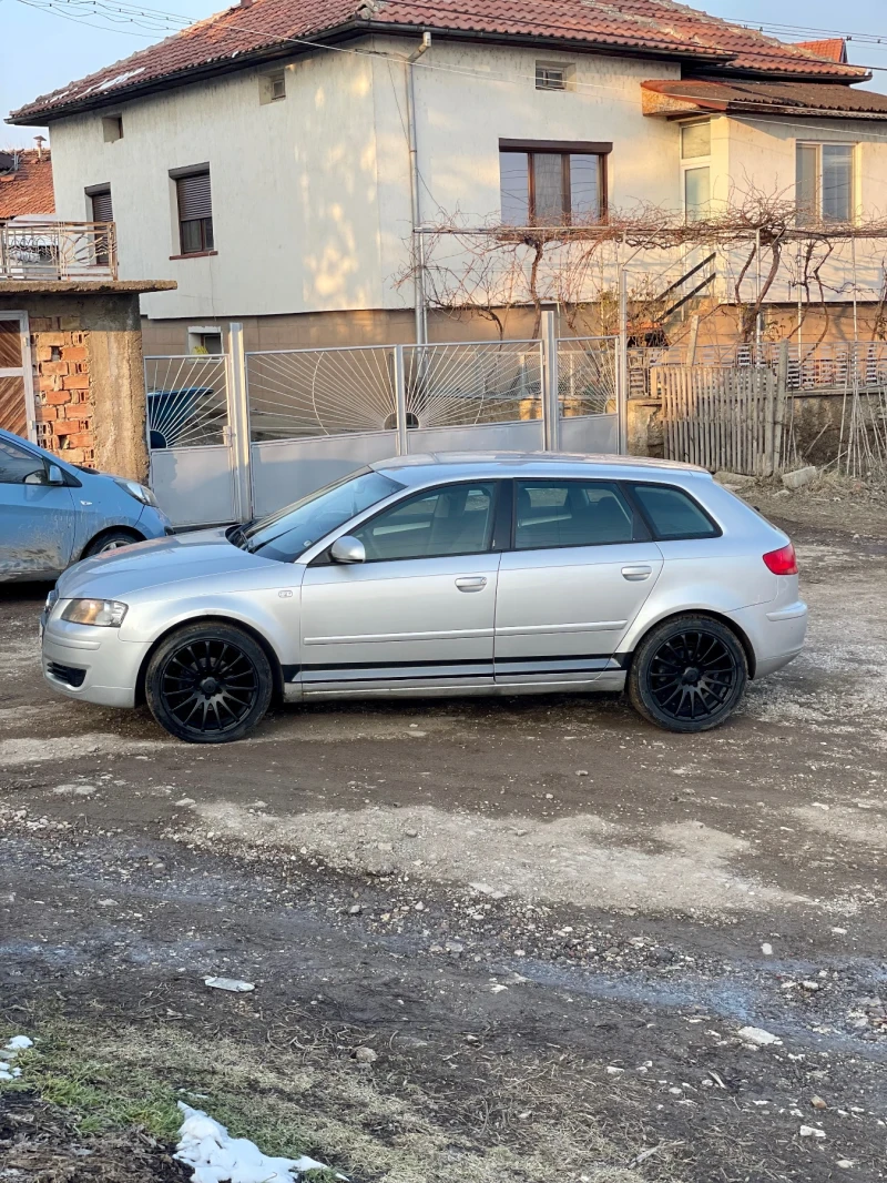 Audi A3 1.6, снимка 2 - Автомобили и джипове - 49293388