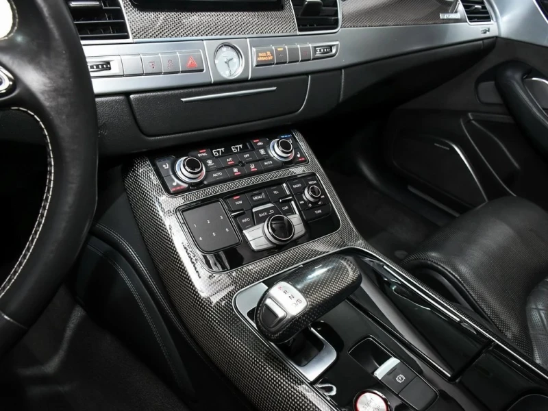 Audi S8, снимка 13 - Автомобили и джипове - 49367385