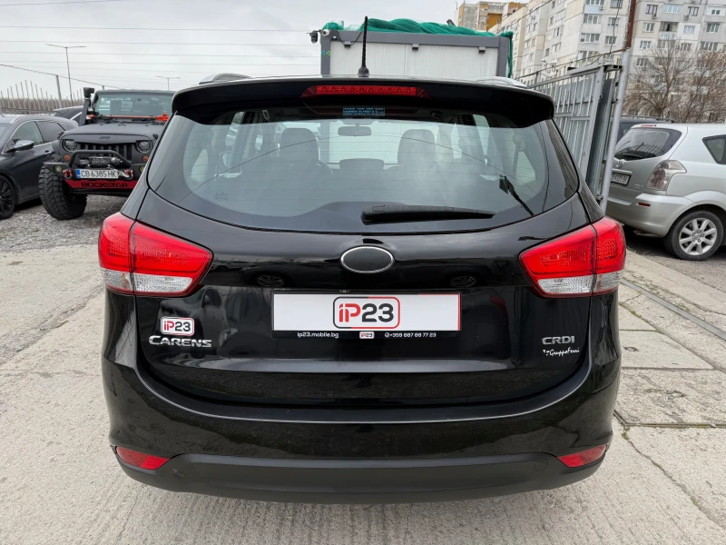 Kia Carens 1.7CRDi* 7* Местен* 116кс* * * , снимка 5 - Автомобили и джипове - 49545937