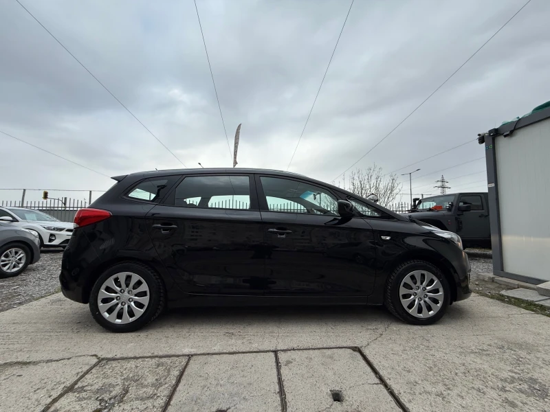 Kia Carens 1.7CRDi* 7* Местен* 116кс* * * , снимка 7 - Автомобили и джипове - 49545937