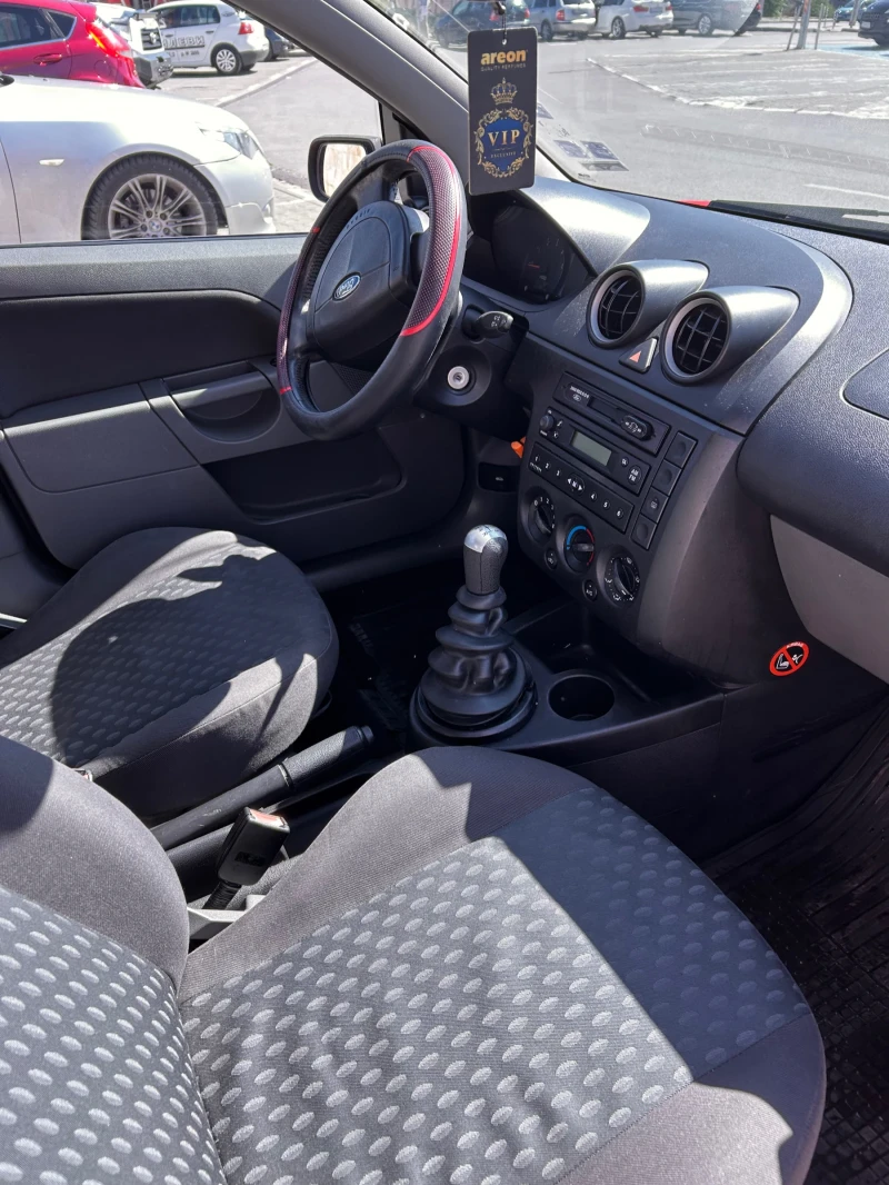 Ford Fiesta, снимка 8 - Автомобили и джипове - 52418153