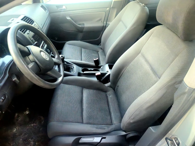 VW Golf V 1.9 105кс, снимка 8 - Автомобили и джипове - 53058672