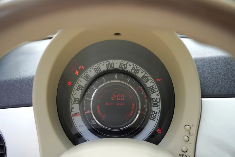 Fiat 500, снимка 9 - Автомобили и джипове - 51910794