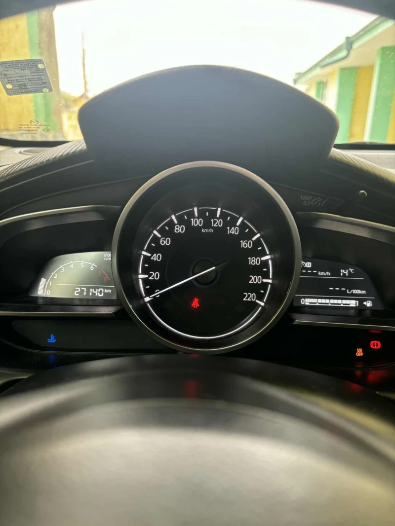 Mazda 2, снимка 5 - Автомобили и джипове - 52353935