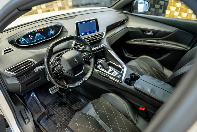 Peugeot 3008 GT, снимка 10 - Автомобили и джипове - 52850196