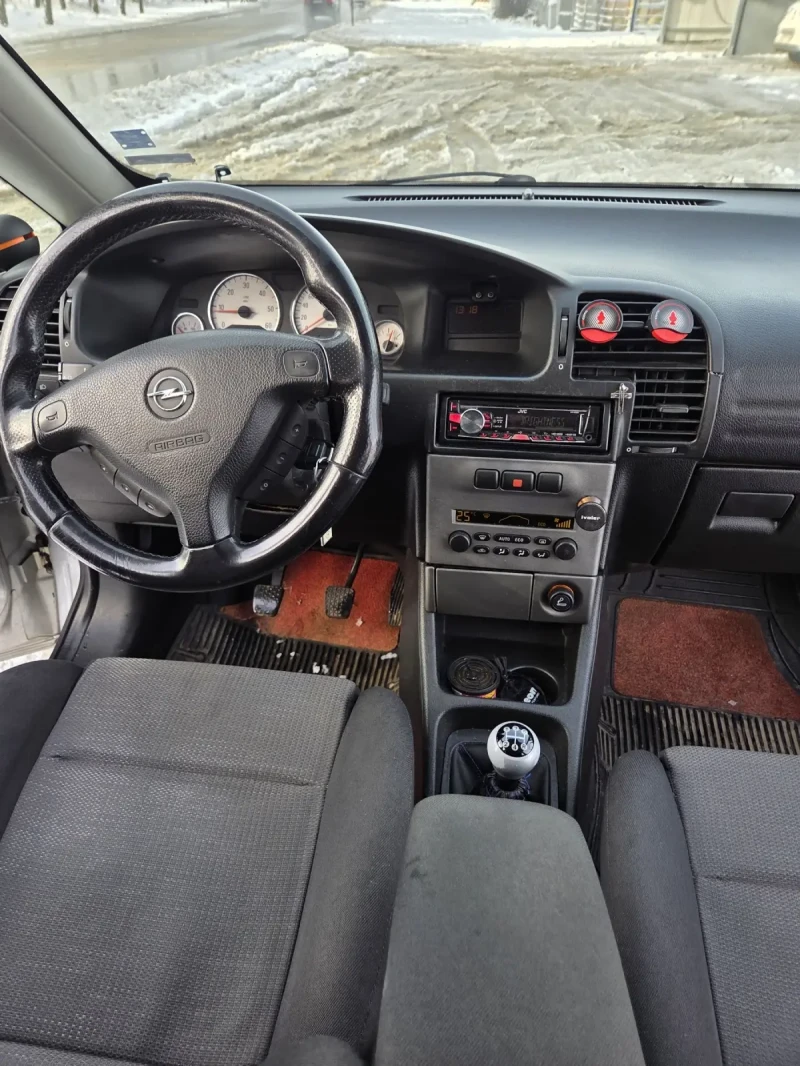 Opel Zafira 2.0 OPC LINE , снимка 12 - Автомобили и джипове - 52904239