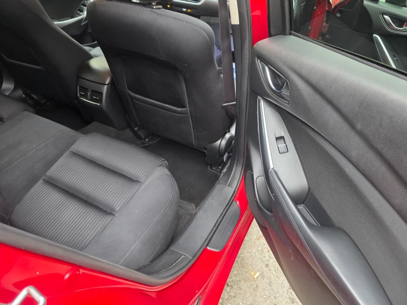 Mazda 6 2.2 Turbodiesel Attraction, снимка 7 - Автомобили и джипове - 53253080