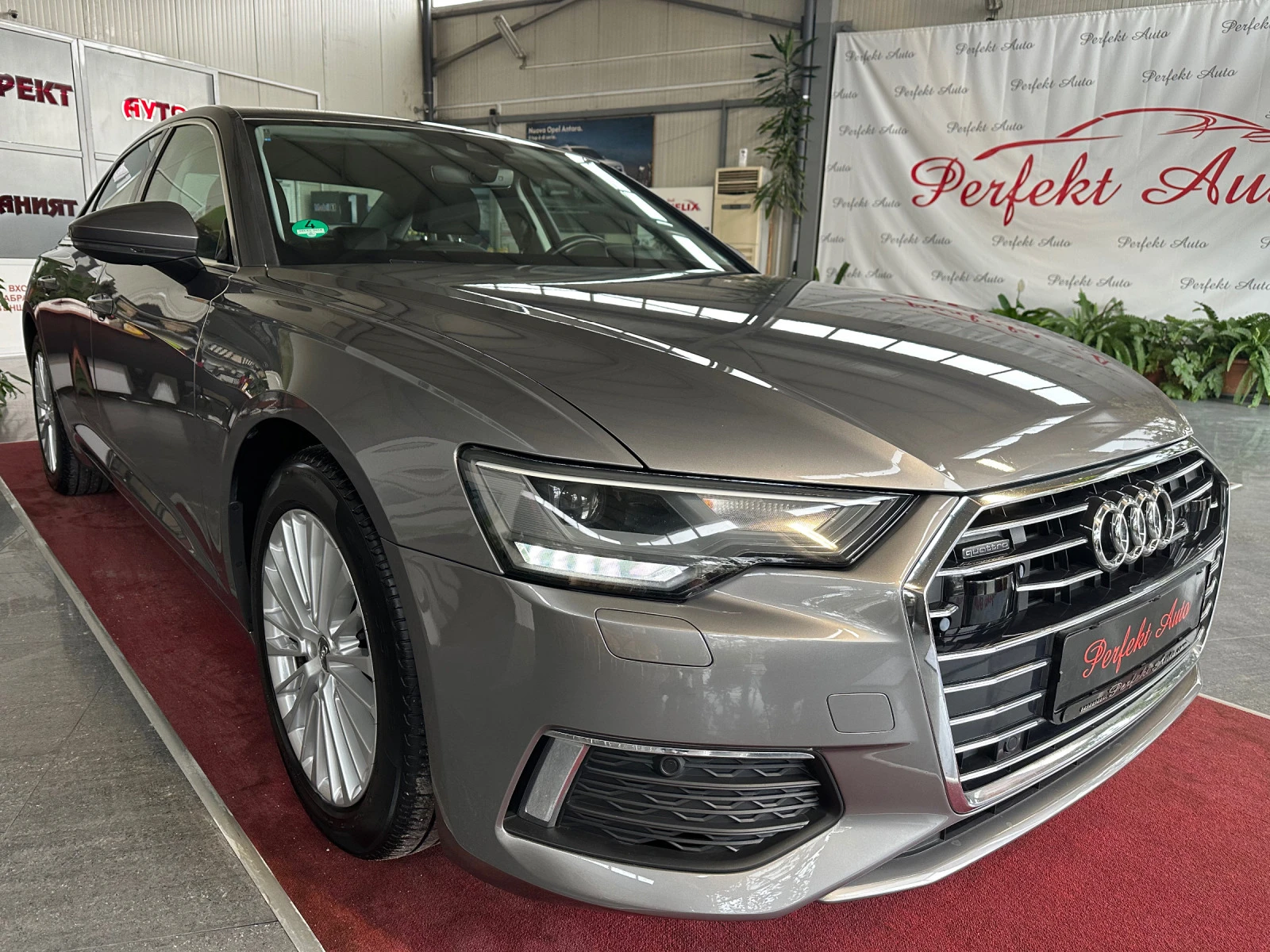 Audi A6 50 TDI QUATTRO * ДИСТРОНИК *  - изображение 3