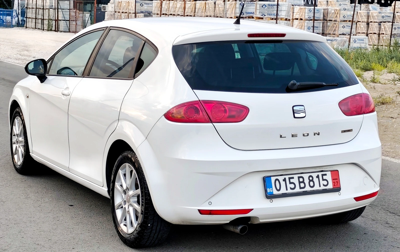 Seat Leon 1.6i 102ks BIFUEL - изображение 5