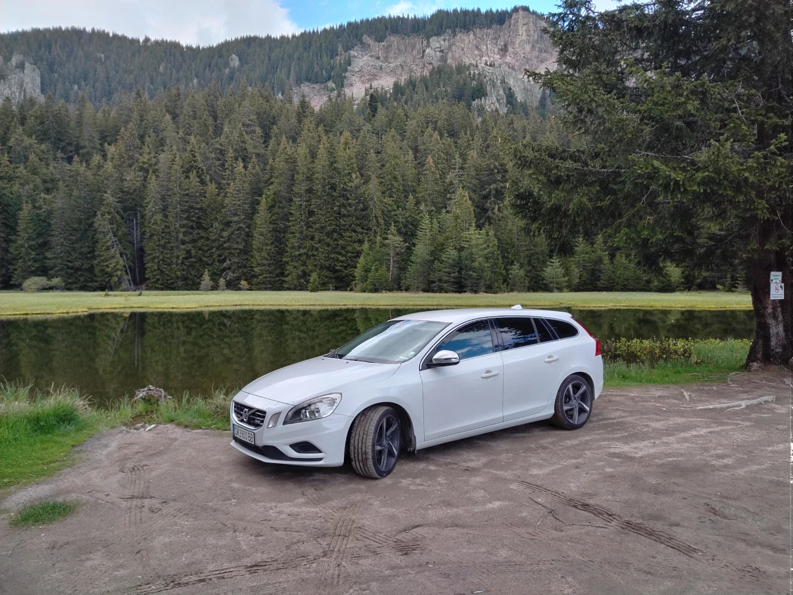 Volvo V60 R Design 2.0 D3 163hp. | Mobile.bg — изображение 1