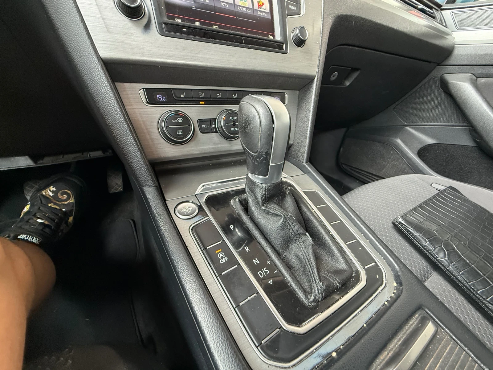 VW Passat B8* DSG* Автоматик* Седан*  - изображение 9