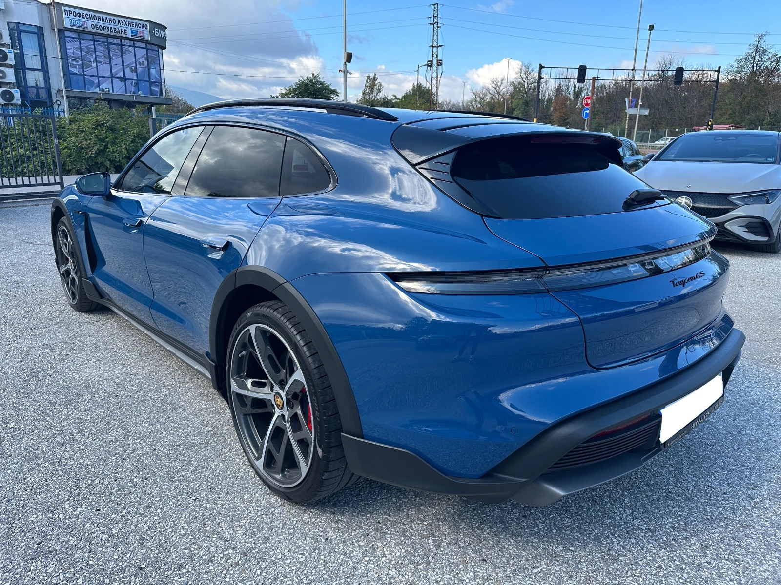 Porsche Taycan 4s обдухване завиваща ос BOSE, снимка 6 - Автомобили и джипове - 53950206