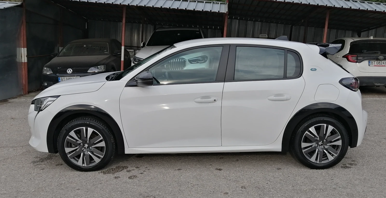 Peugeot 208 e 208, снимка 9 - Автомобили и джипове - 54085630