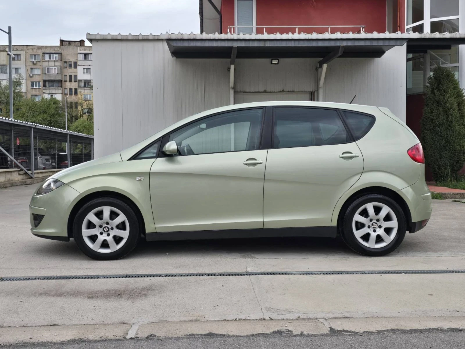 Seat Altea 1.9TDI, снимка 3 - Автомобили и джипове - 54263357