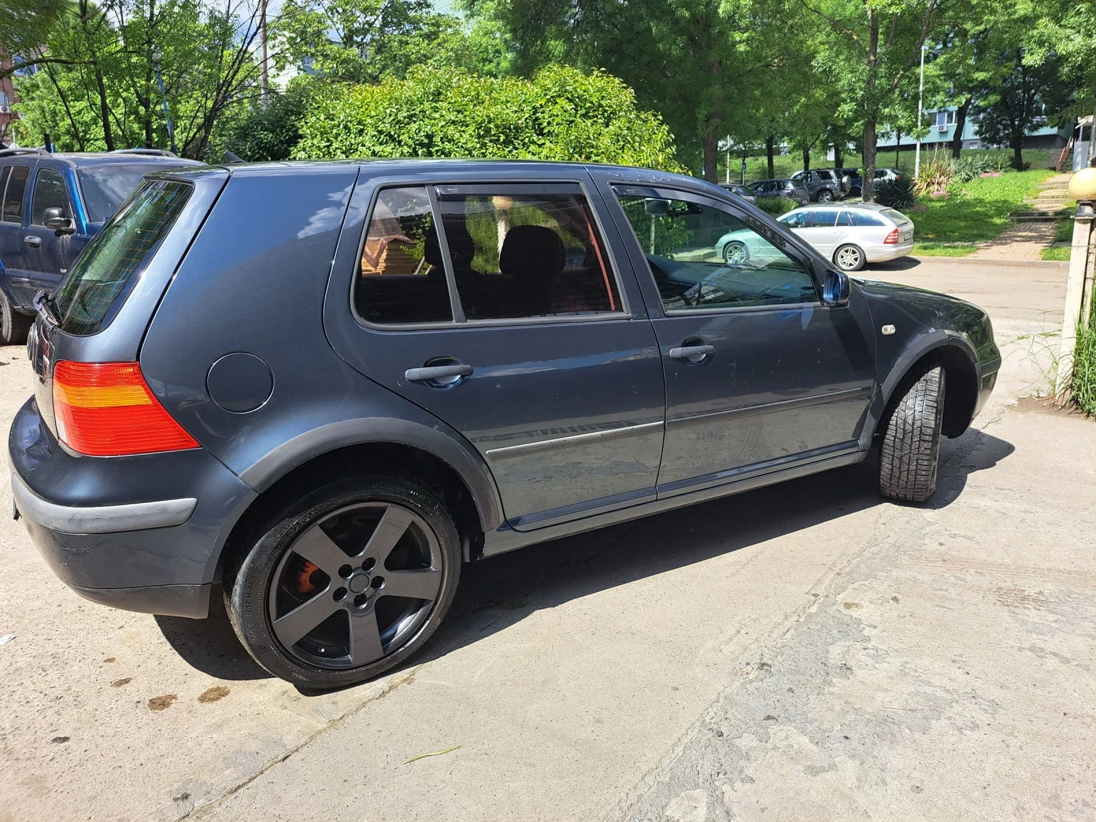 VW Golf 2.0  бензин 115 коня 4х4, снимка 6 - Автомобили и джипове - 54598052