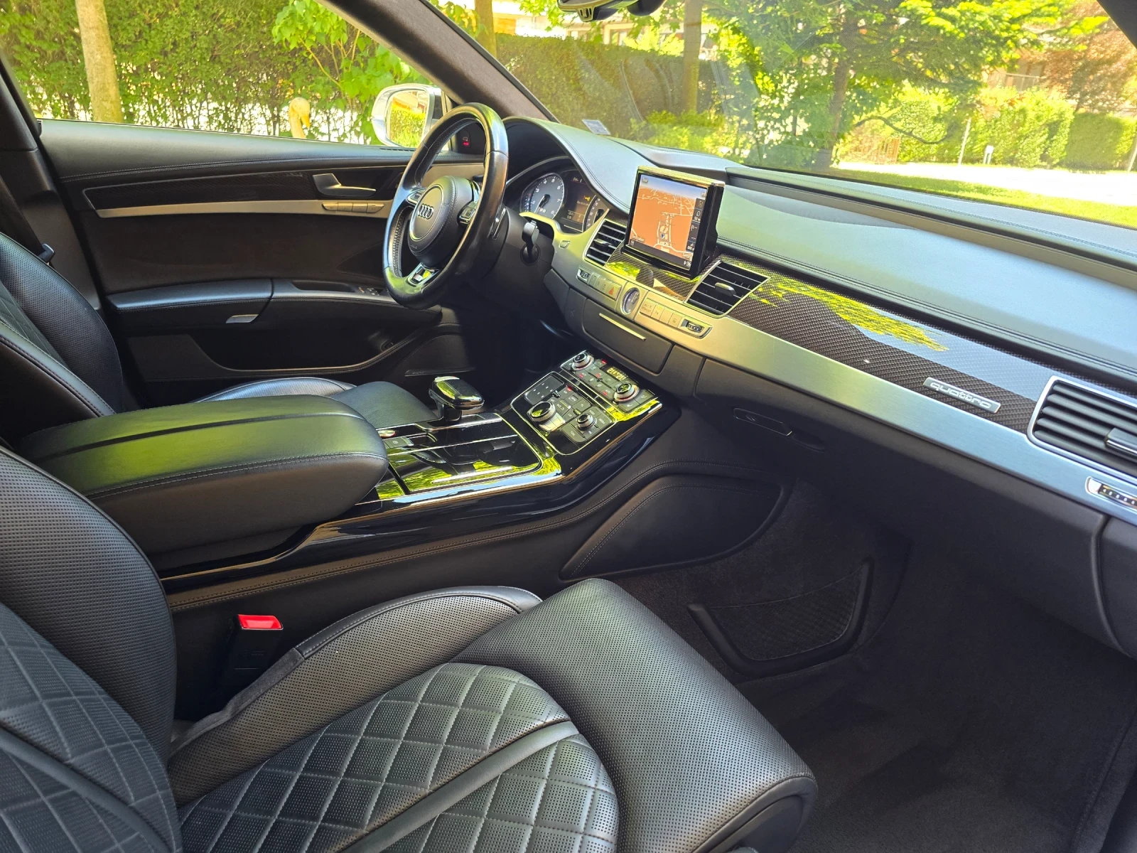 Audi S8 Plus Ceramic brakes Бял Сатен, снимка 7 - Автомобили и джипове - 54932549