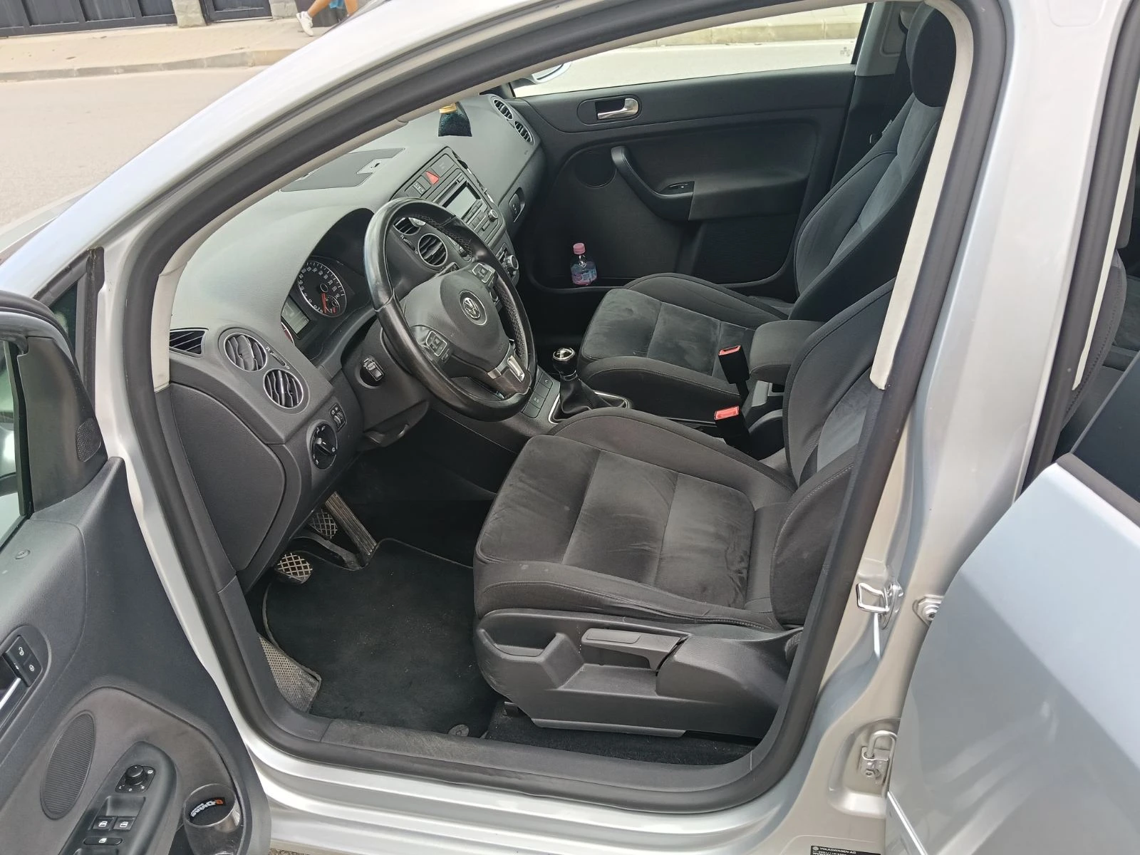 VW Golf Plus 1.6 LPG, снимка 12 - Автомобили и джипове - 55211379