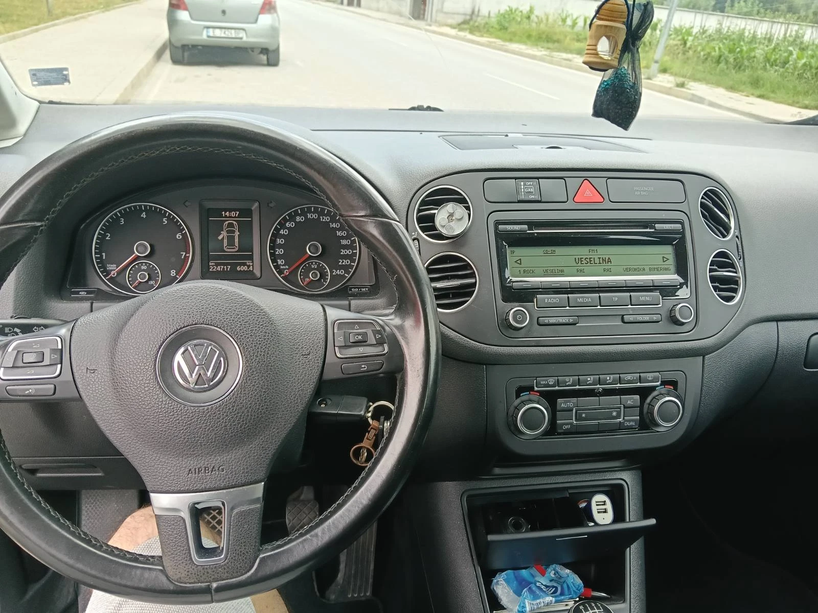 VW Golf Plus 1.6 LPG, снимка 13 - Автомобили и джипове - 55211379