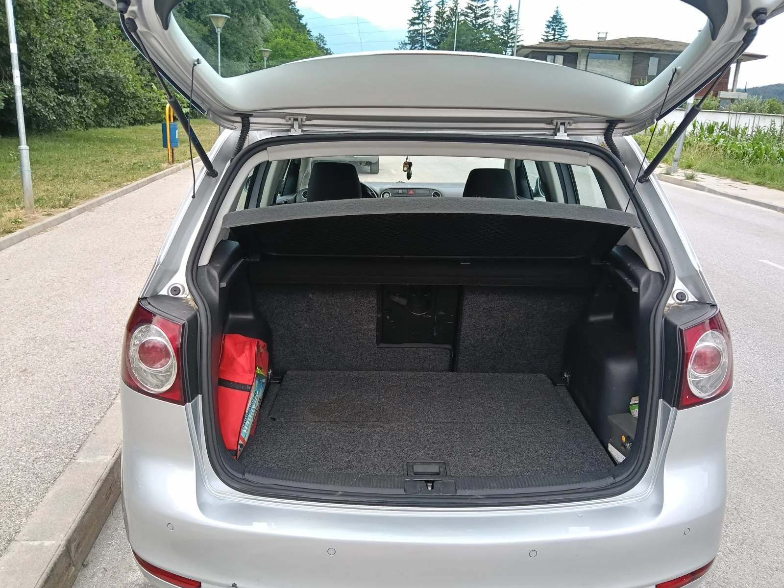 VW Golf Plus 1.6 LPG, снимка 9 - Автомобили и джипове - 55211379