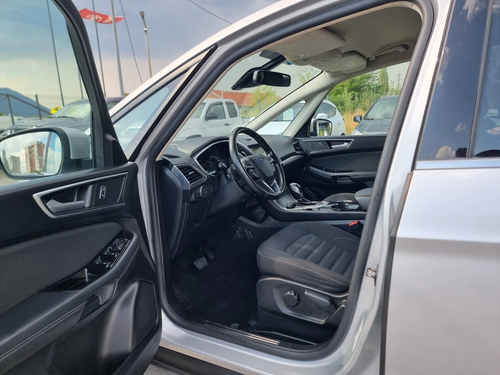 Ford Galaxy 2.0TDI, снимка 10 - Автомобили и джипове - 55811329