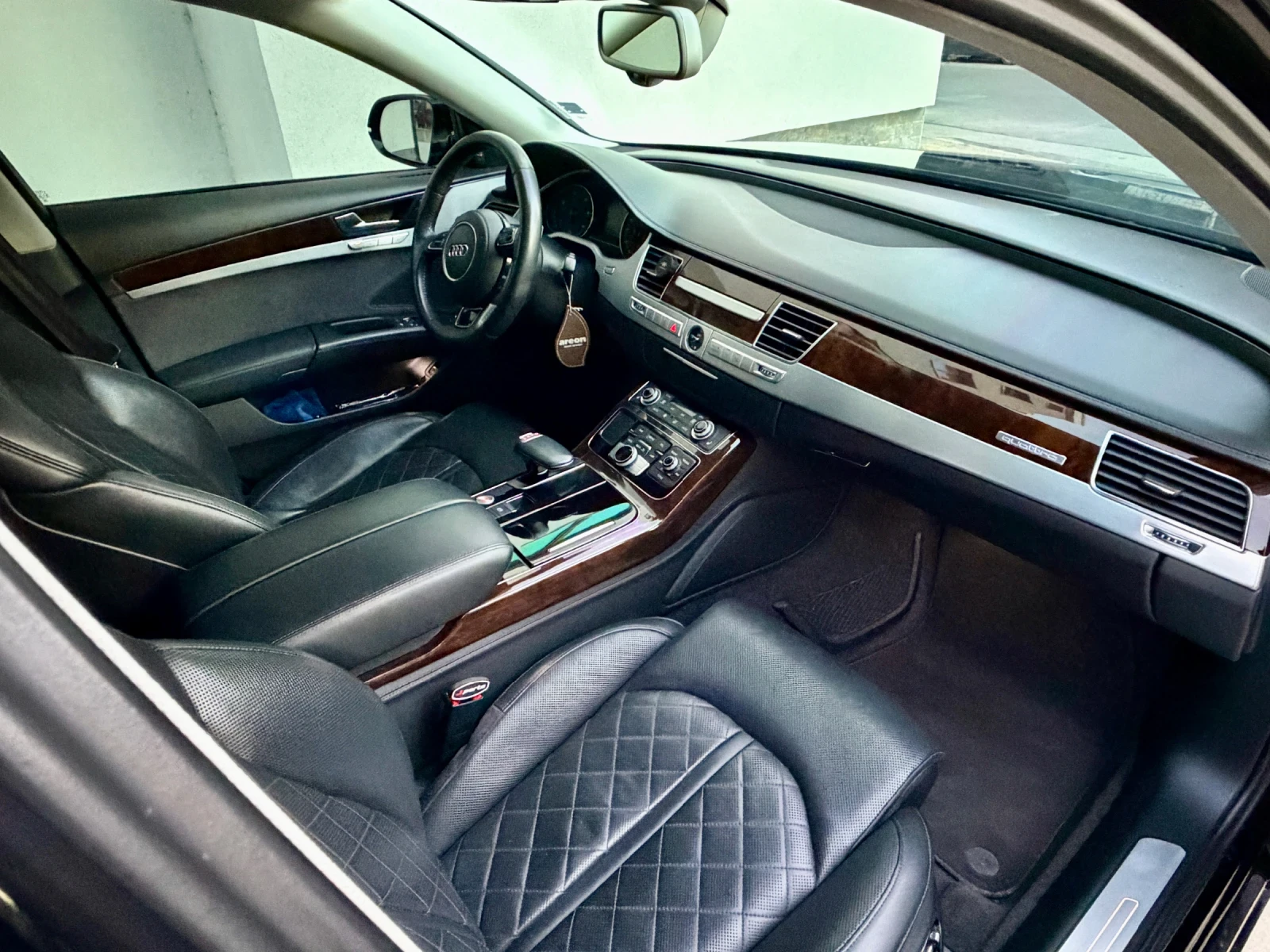 Audi A8, снимка 13 - Автомобили и джипове - 55972118