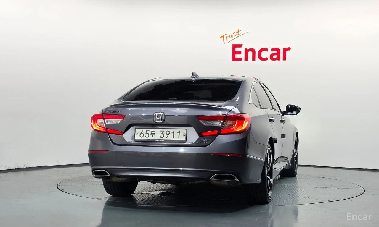 Honda Accord 2.0* TURBO* SPORT* DISTRONIC* ХЕДЪП* КРАЙНА ЦЕНА, снимка 3 - Автомобили и джипове - 55987663