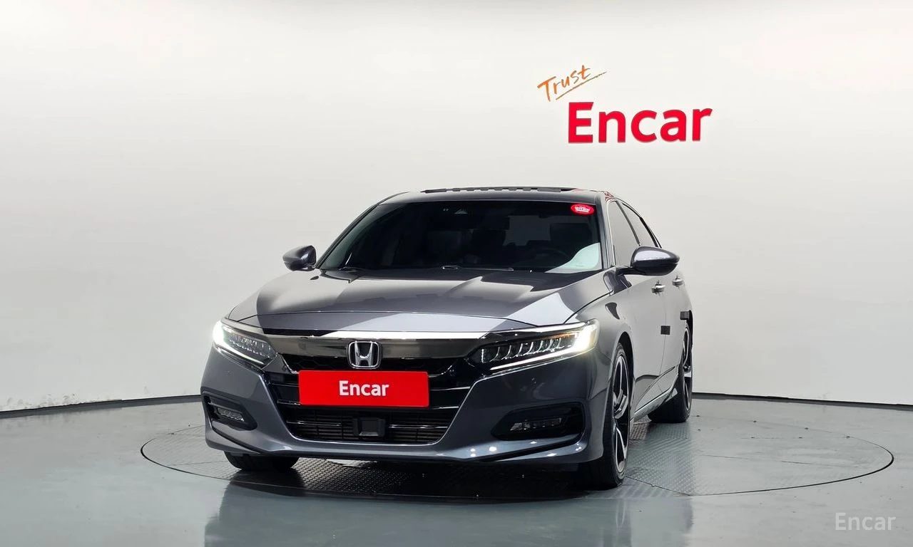 Honda Accord 2.0* TURBO* SPORT* DISTRONIC* ХЕДЪП* КРАЙНА ЦЕНА, снимка 2 - Автомобили и джипове - 55987663