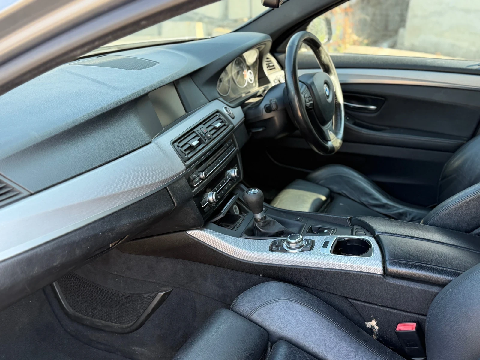 BMW 520, снимка 6 - Автомобили и джипове - 56191821