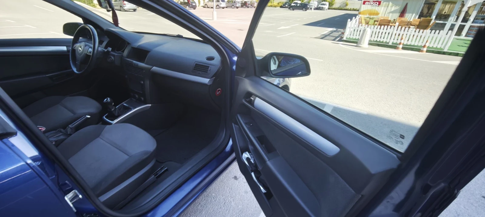 Opel Astra 1.9 CDTI, снимка 9 - Автомобили и джипове - 56737792