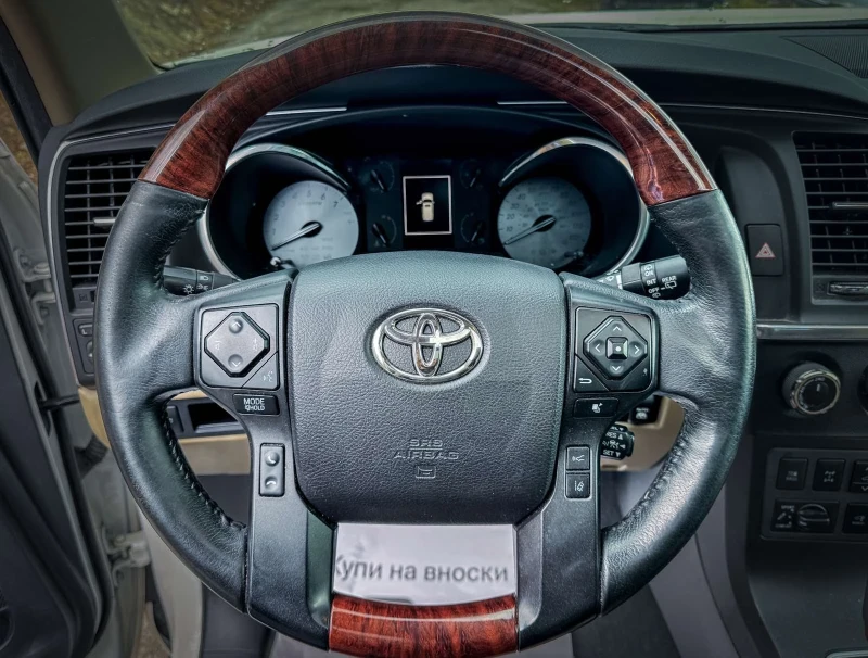 Toyota Sequoia 5.7i V8 4x4 Platinum , снимка 8 - Автомобили и джипове - 52923715