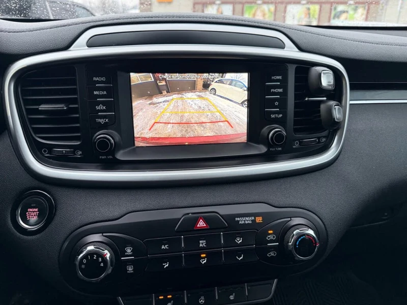 Kia Sorento EX 2.4L AWD, снимка 10 - Автомобили и джипове - 53440032