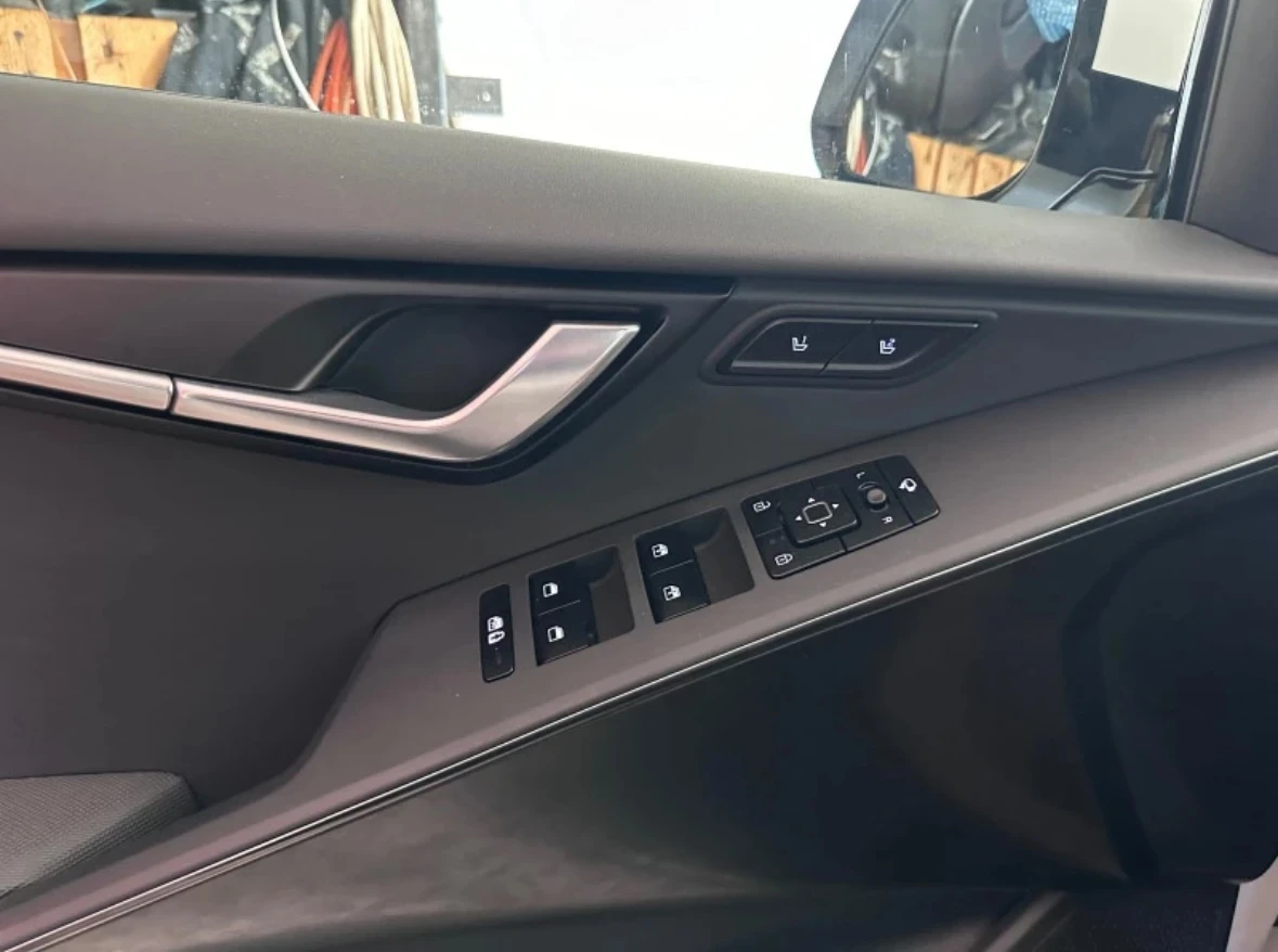 Kia Niro GT limited    2031 | Mobile.bg   12