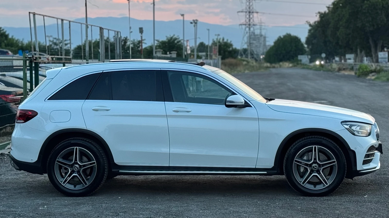 Mercedes-Benz GLC 220 D= 4MATIC= AMG= PANORAMA= DIGITAL= 360* =  - изображение 4