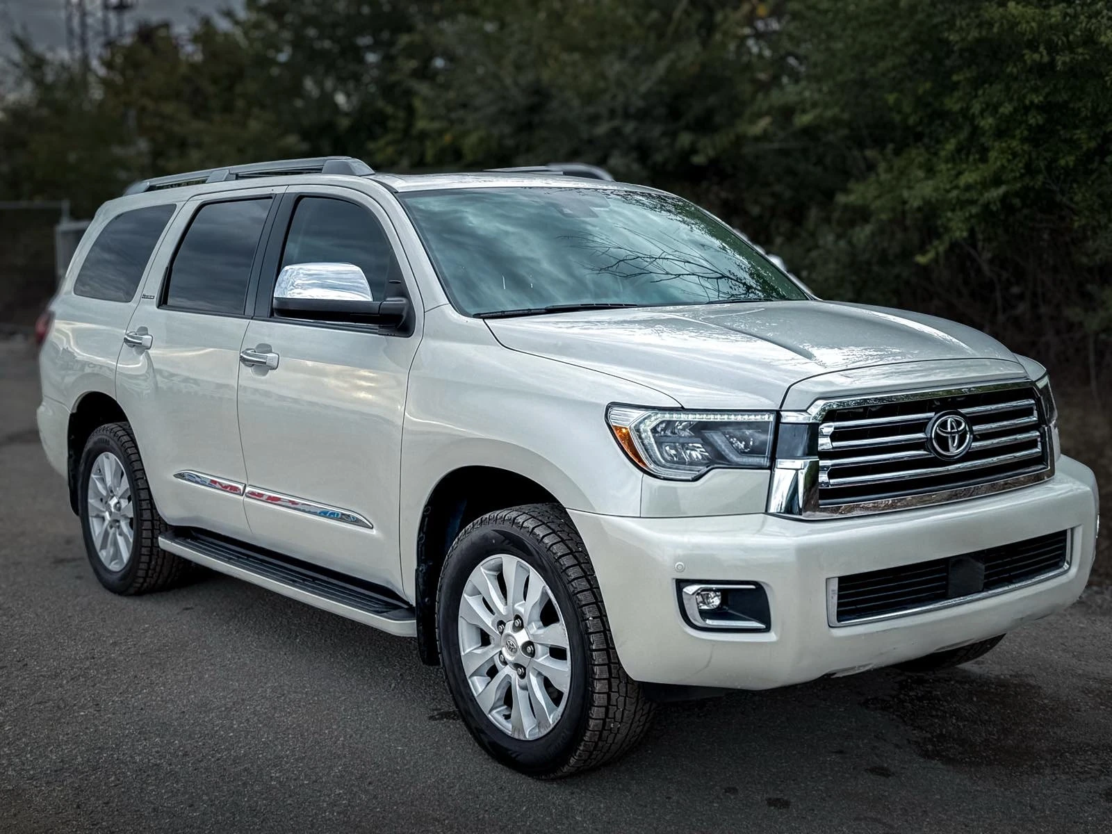 Toyota Sequoia 5.7i V8 4x4 Platinum  | Mobile.bg � ����������� 1