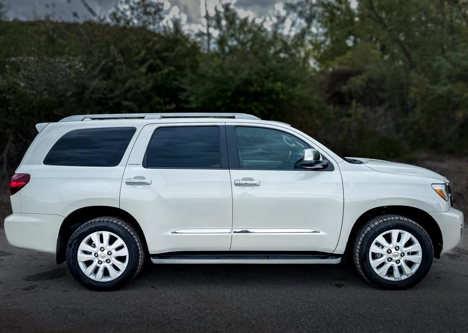 Toyota Sequoia 5.7i V8 4x4 Platinum  | Mobile.bg � ����������� 5