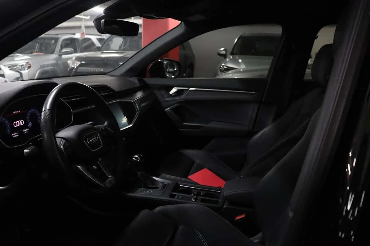 Audi Q3 Progressiv/ПАНОРАМА/ДИСТРОНИК, снимка 7 - Автомобили и джипове - 54557075