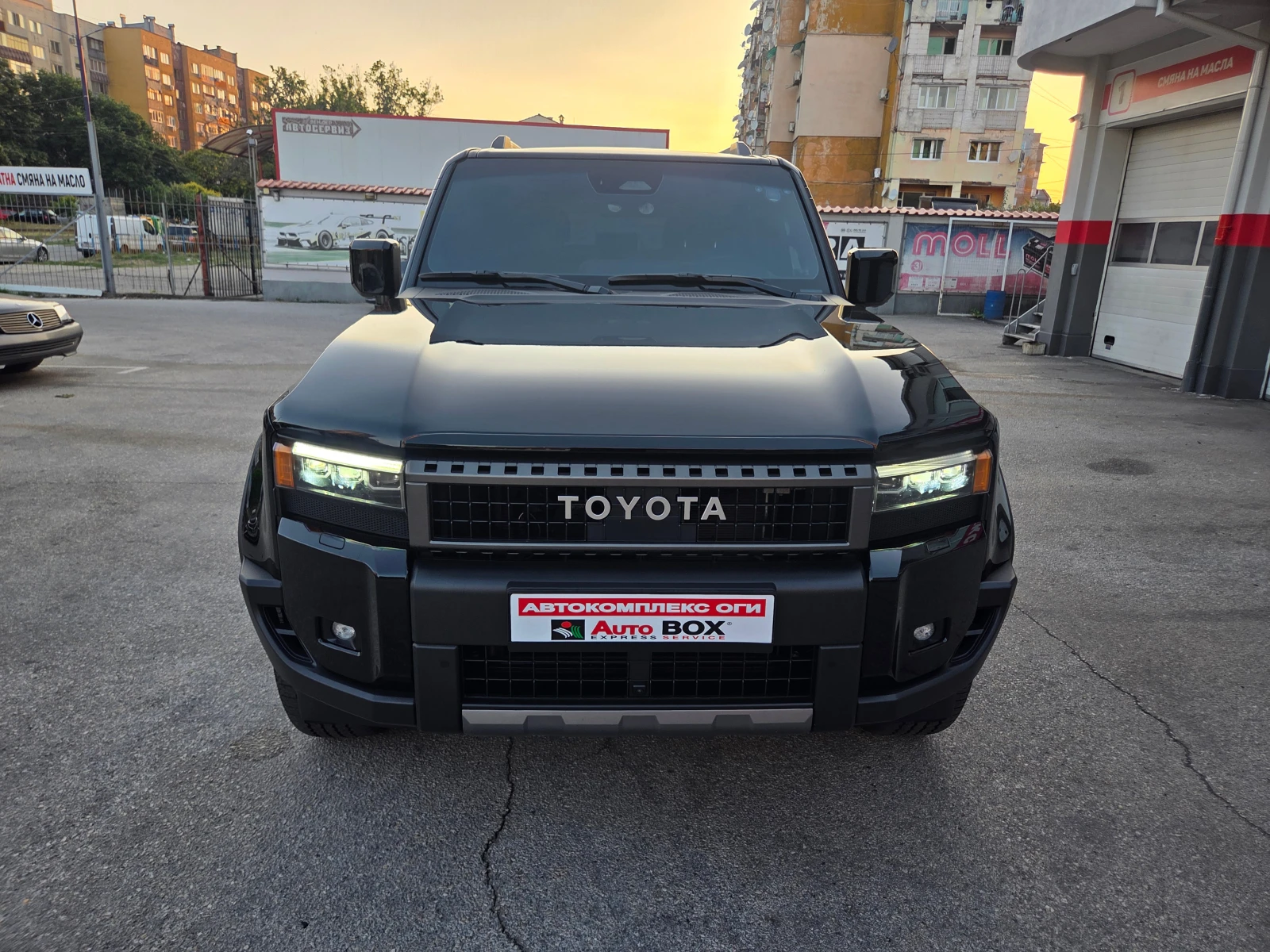 Toyota Land cruiser LC250/2.8d/LUXURY/JBL/HEAD-UP/HOB!!!Гаранция!!!, снимка 8 - Автомобили и джипове - 55501416