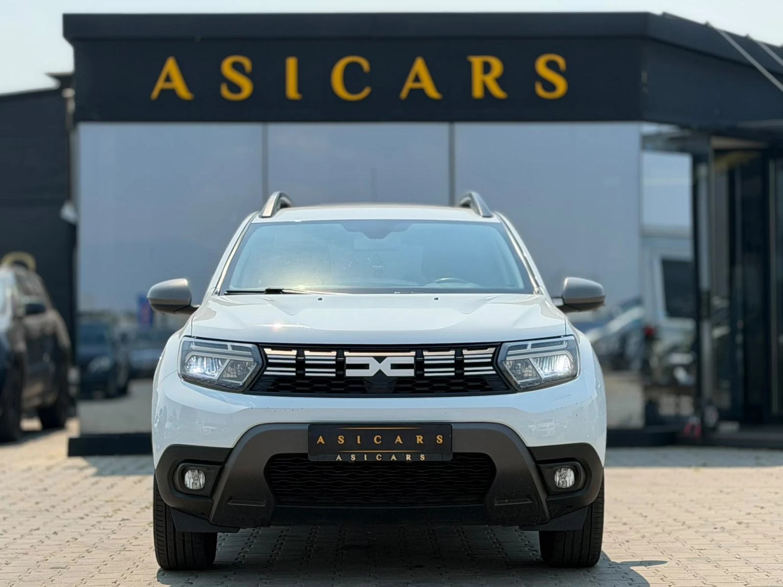 Dacia Duster / 1.5D / EURO 6 / NAVI / , снимка 8 - Автомобили и джипове - 55728203
